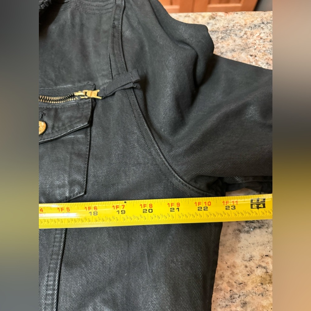Born fly coated black denim/ jean jacket with gold hardware - Picture 8 of 12